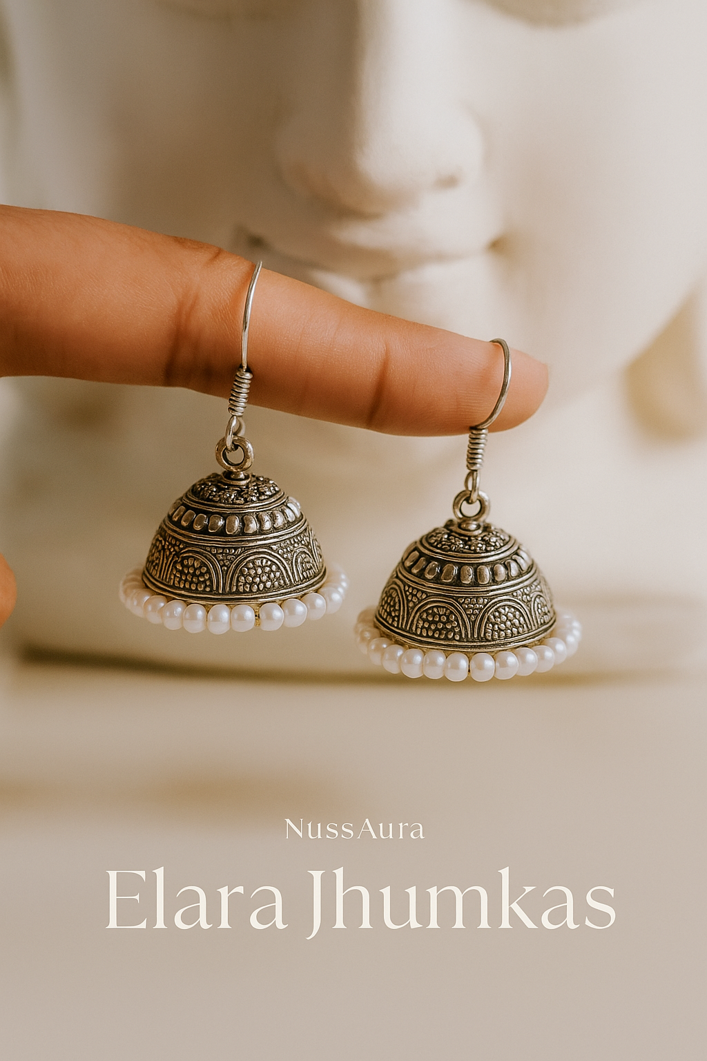 Elara Jhumkas